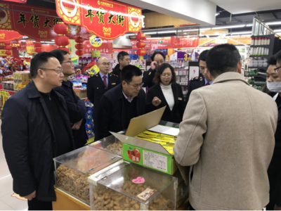 为春节护航 刘如乐副市长带队开展节前食安检查